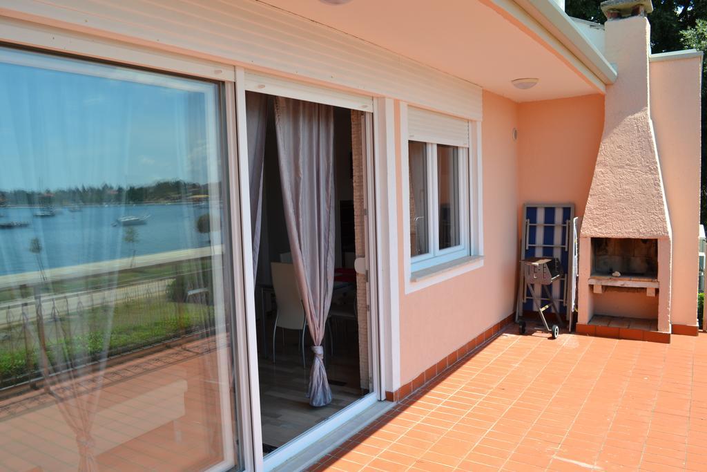 Apartments Lungomare Umago Camera foto