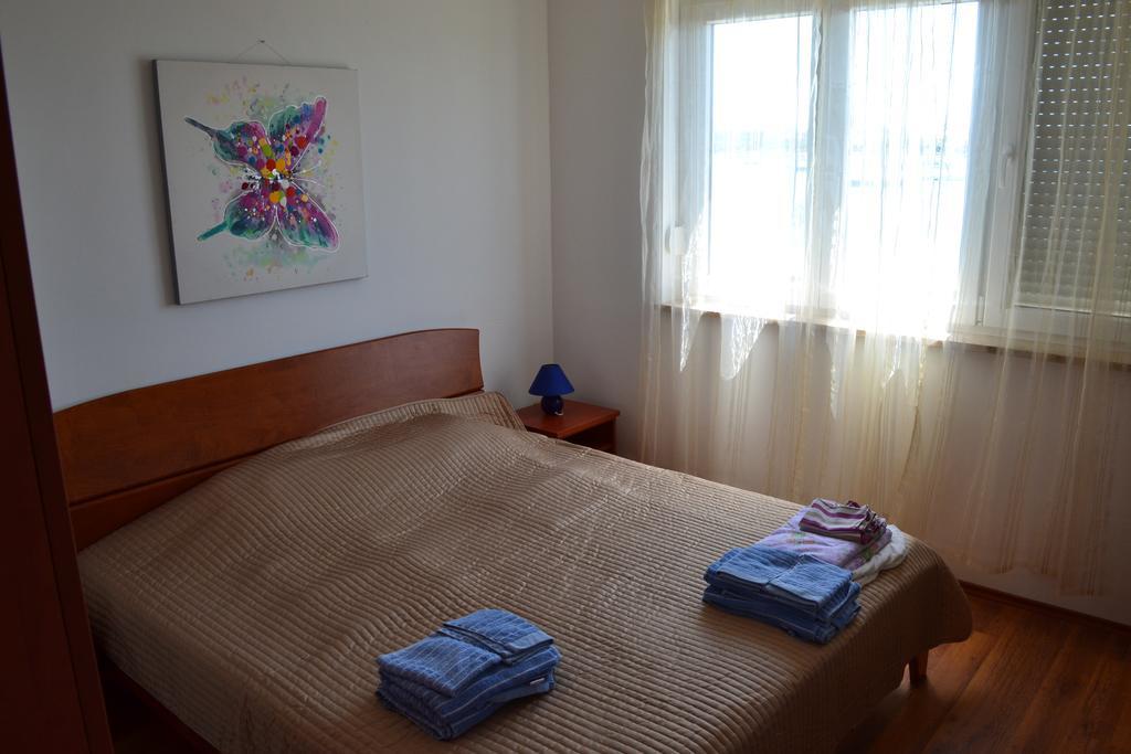 Apartments Lungomare Umago Esterno foto